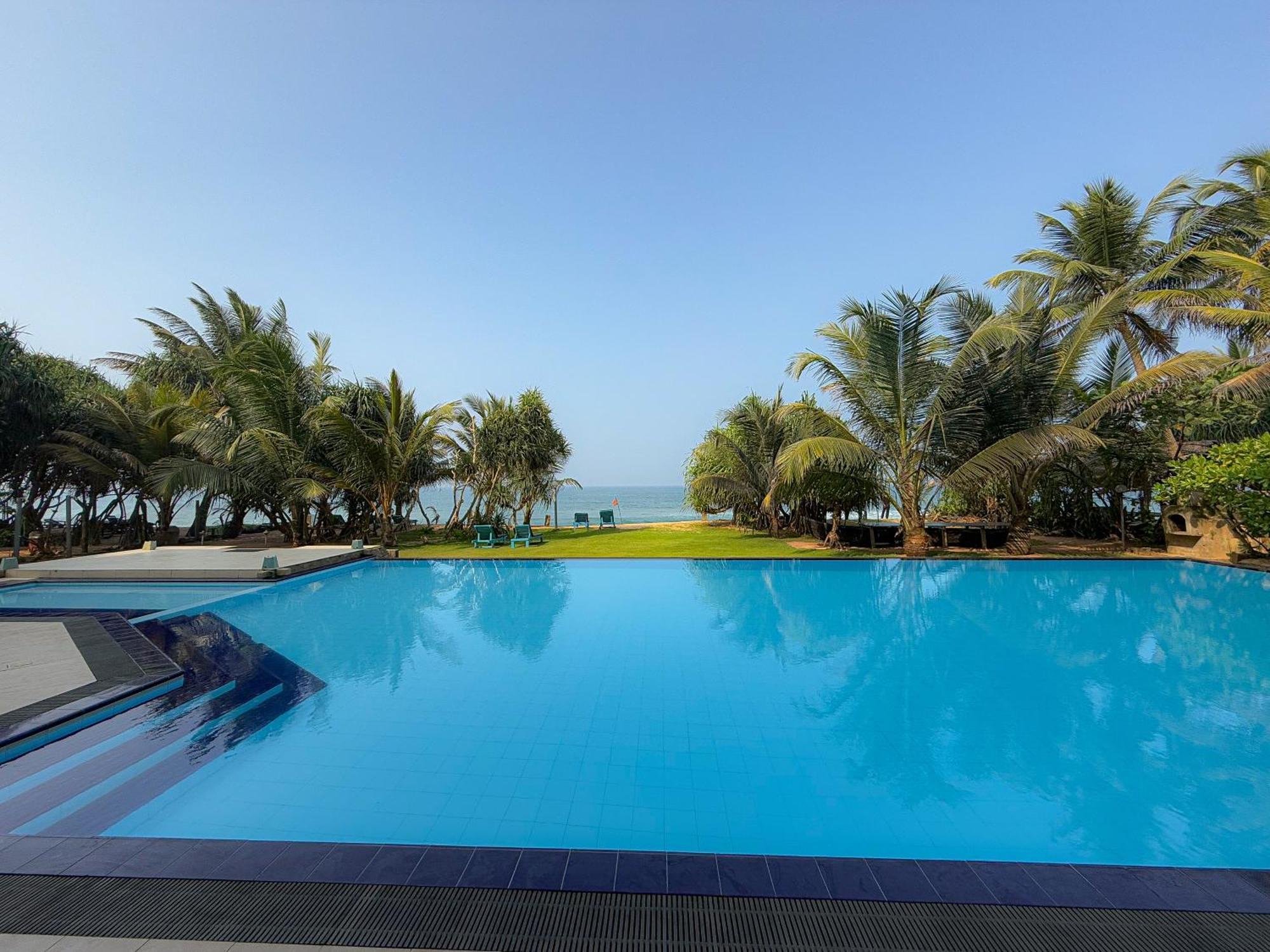 Serendib Beach Hotel Bentota Exterior photo