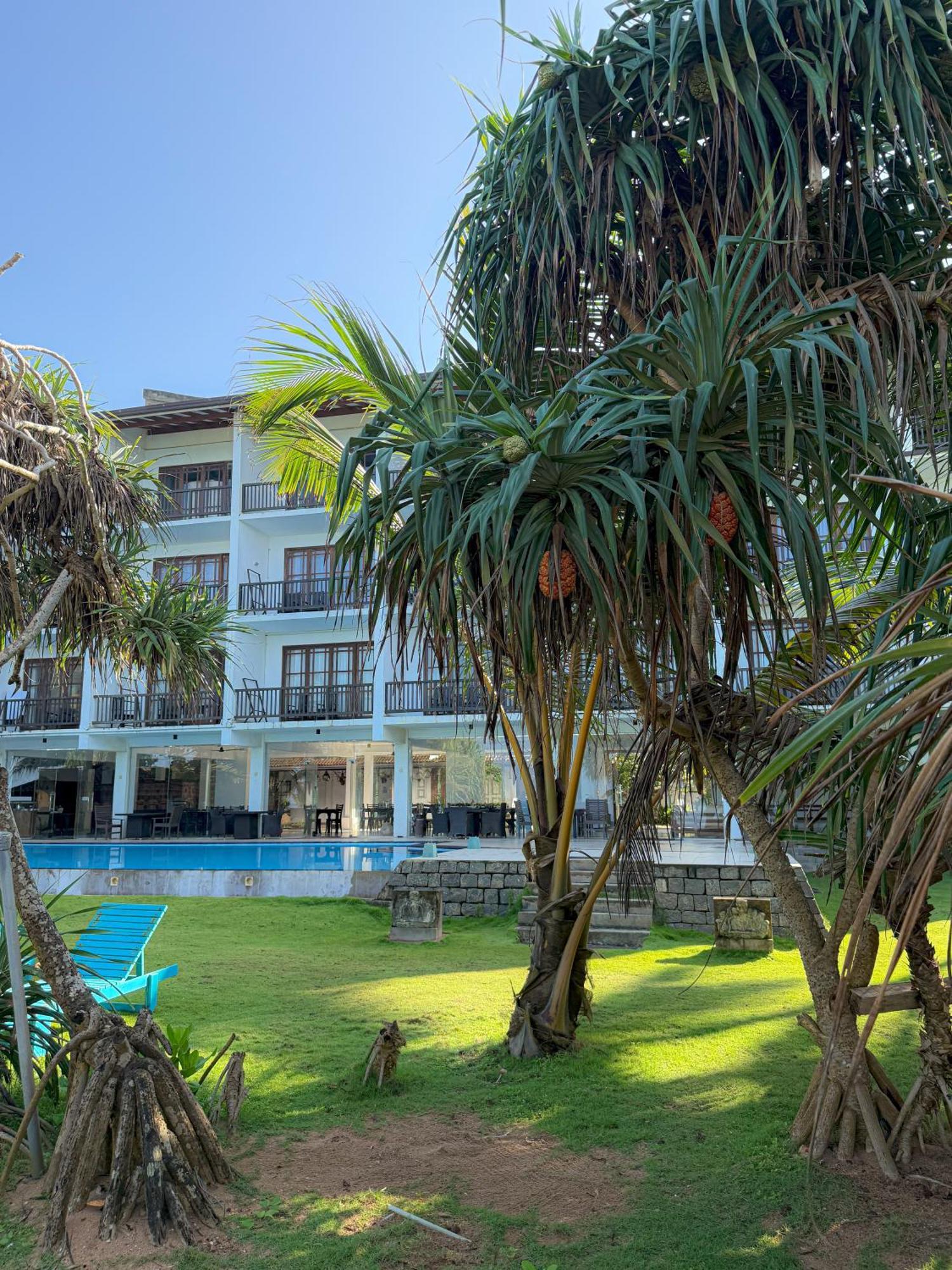Serendib Beach Hotel Bentota Exterior photo