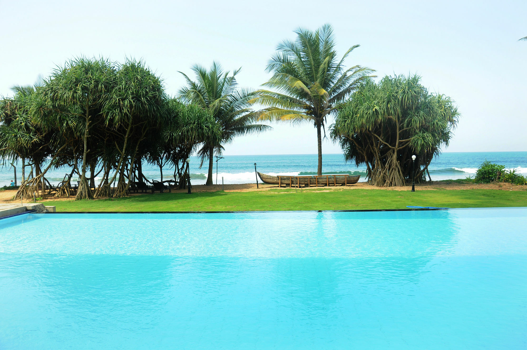 Serendib Beach Hotel Bentota Exterior photo
